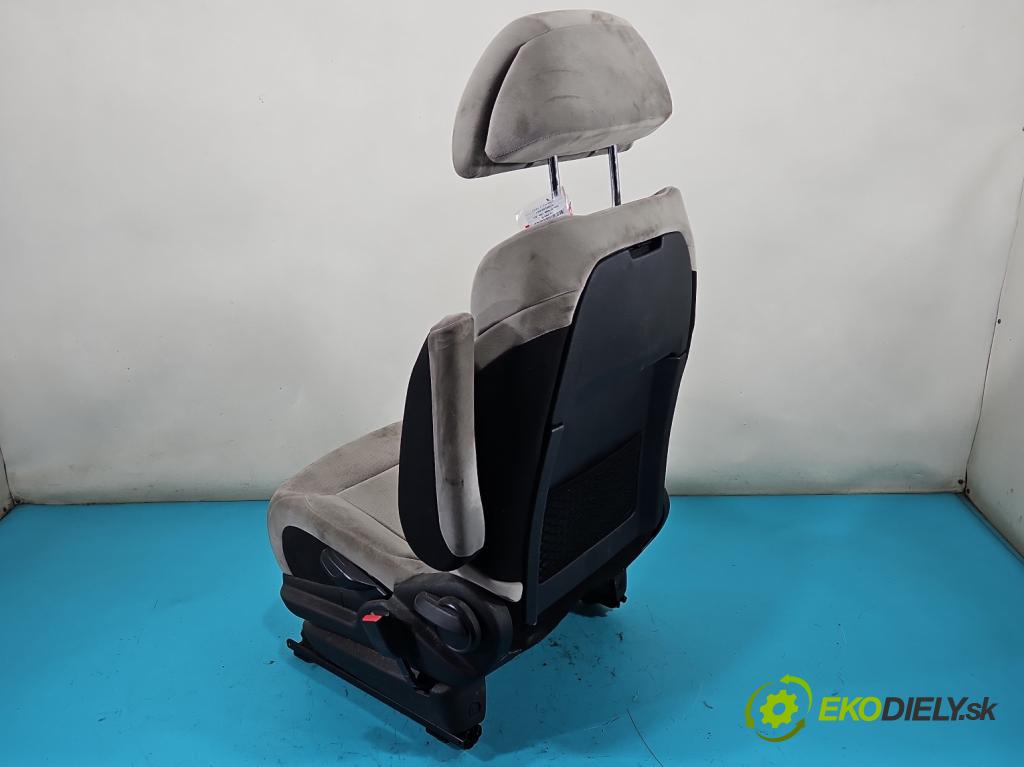 Citroen C4 Picasso I 2006-2013 2.0 hdi 136 HP automatic 100 kW 1997 cm3 5- Sedačka pravý  (Sedačka, sedadlo)