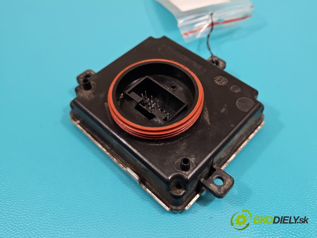 Skoda Octavia III 2013- 1.6 tdi 105 HP manual 77 kW 1598 cm3 5- střídač: xenon 4G0907697D (Riadiaca jednotka xenónu)