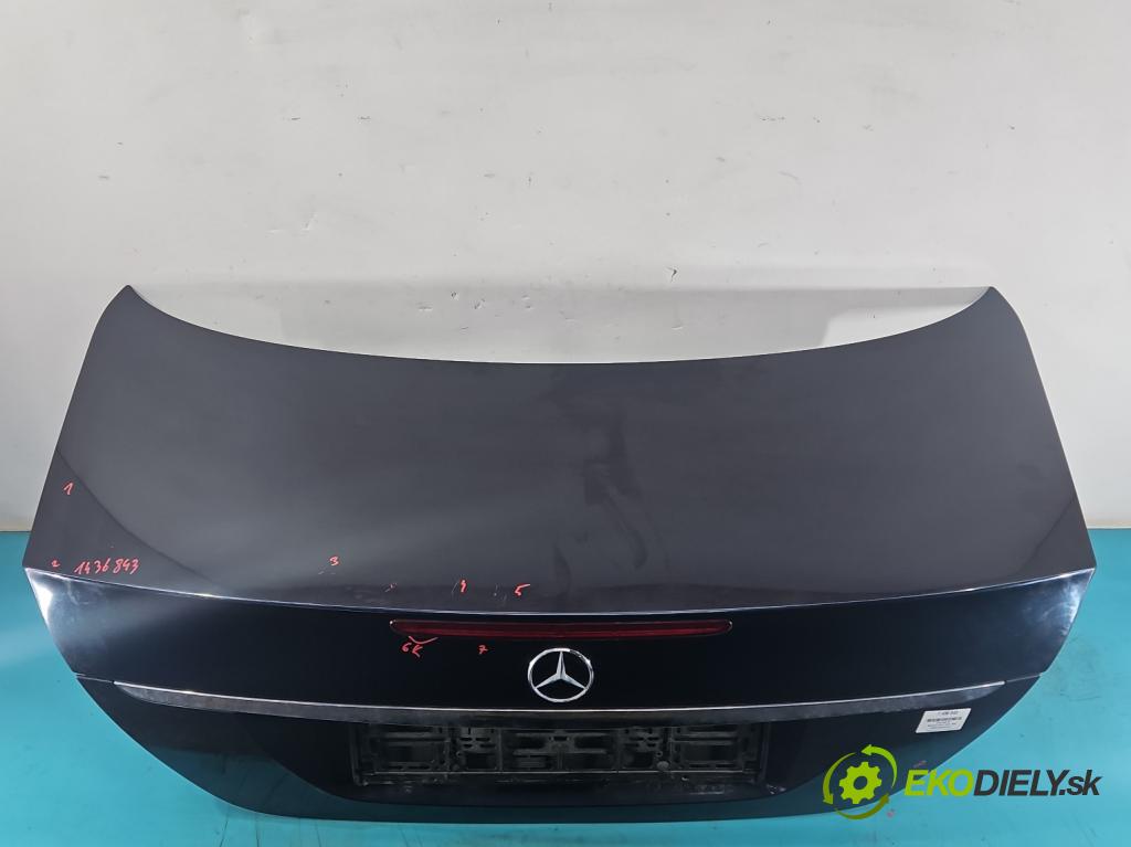 Mercedes E W211 2002-2009 2,2.0 cdi 122 hp automatic 90 kW 2148 cm3 4- zadní kufrové dveře  (Zadní kapoty)