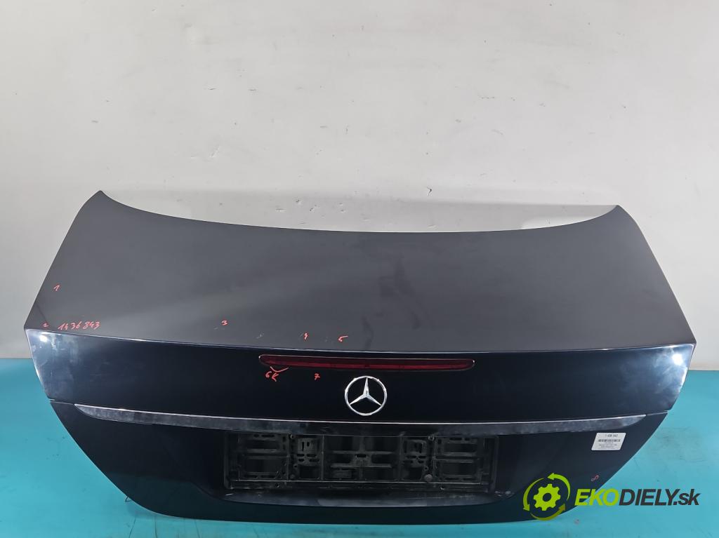 Mercedes E W211 2002-2009 2,2.0 cdi 122 hp automatic 90 kW 2148 cm3 4- zadní kufrové dveře  (Zadní kapoty)