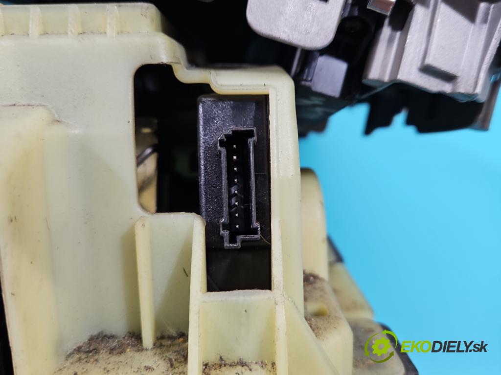 Mercedes E W211 2002-2009 2,2.0 cdi 122 HP automatic 90 kW 2148 cm3 4- Páka: Změny: stupeň,rýchlosť 2112673124 (Rýchlostná páka (kulisa))