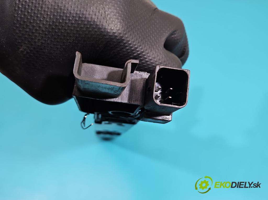 Peugeot 407 2.0 16V 136 HP automatic 100 kW 1997 cm3 4- cievka zapaľovacia  (Zapaľovacia cievka)