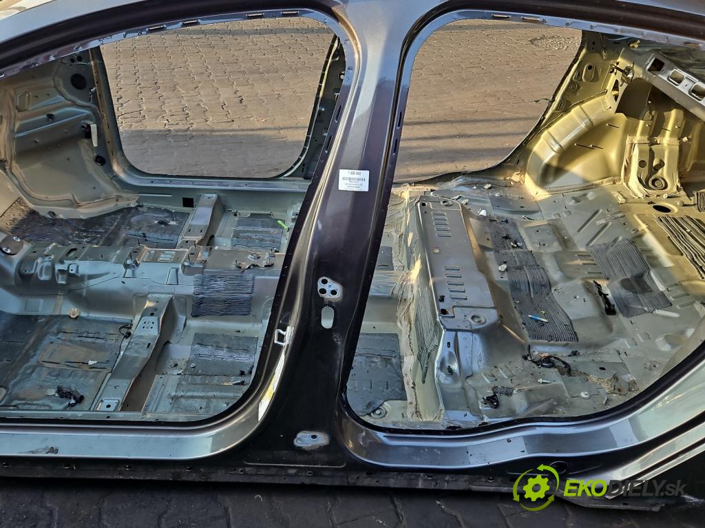 Ford Fusion USA 2012-2020 2.0 EcoBoost: 245KM automatic 180 kW 1999 cm3 4- práh levý  (Ostatní)