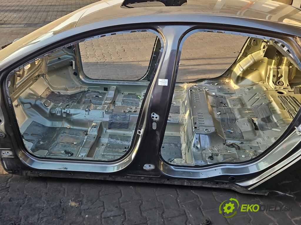 Ford Fusion USA 2012-2020 2.0 EcoBoost: 245KM automatic 180 kW 1999 cm3 4- práh levý  (Ostatní)