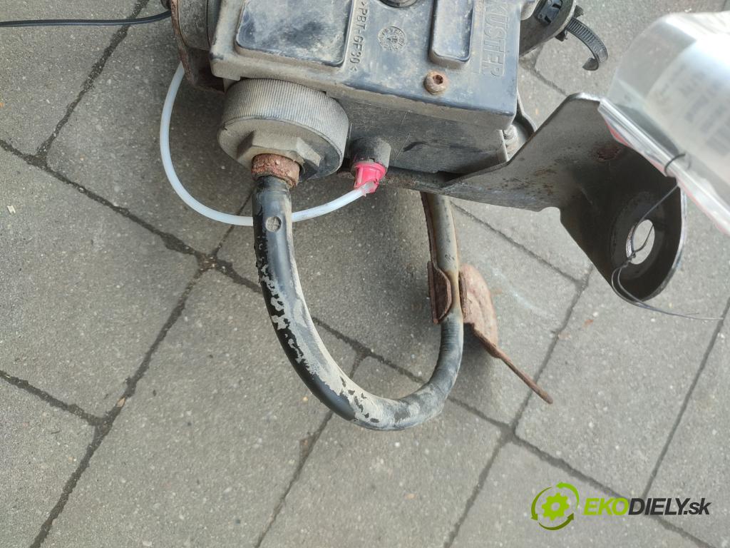 Renault Espace IV 2003-2014 2.0 dci 173KM manual 127 kW 1995 cm3 5- brzda manuál: elektrický: 360100830R (Ruční brzdy)
