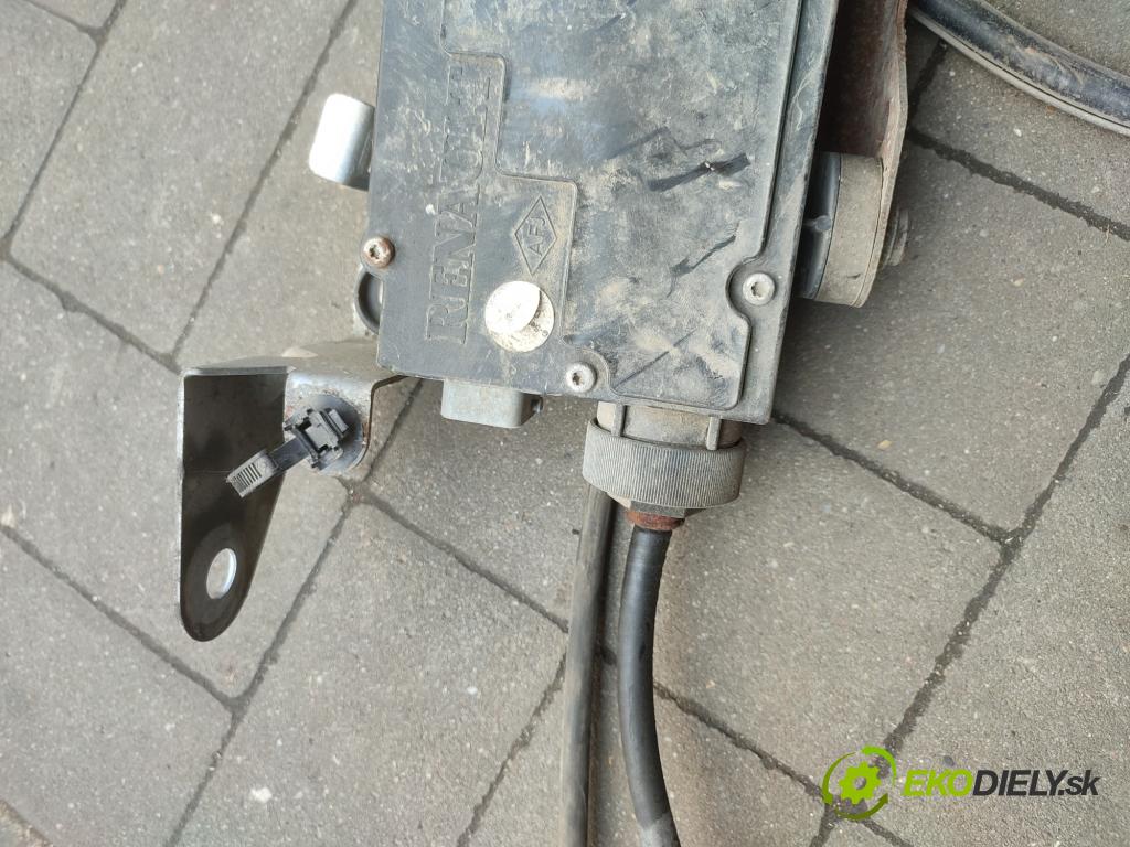 Renault Espace IV 2003-2014 2.0 dci 173KM manual 127 kW 1995 cm3 5- brzda manuál: elektrický: 360100830R (Ruční brzdy)
