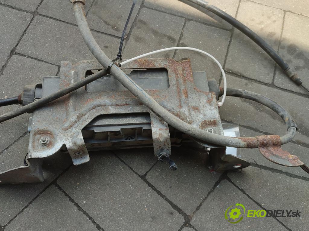 Renault Espace IV 2003-2014 2.0 dci 173KM manual 127 kW 1995 cm3 5- brzda manuál: elektrický: 360100830R (Ruční brzdy)