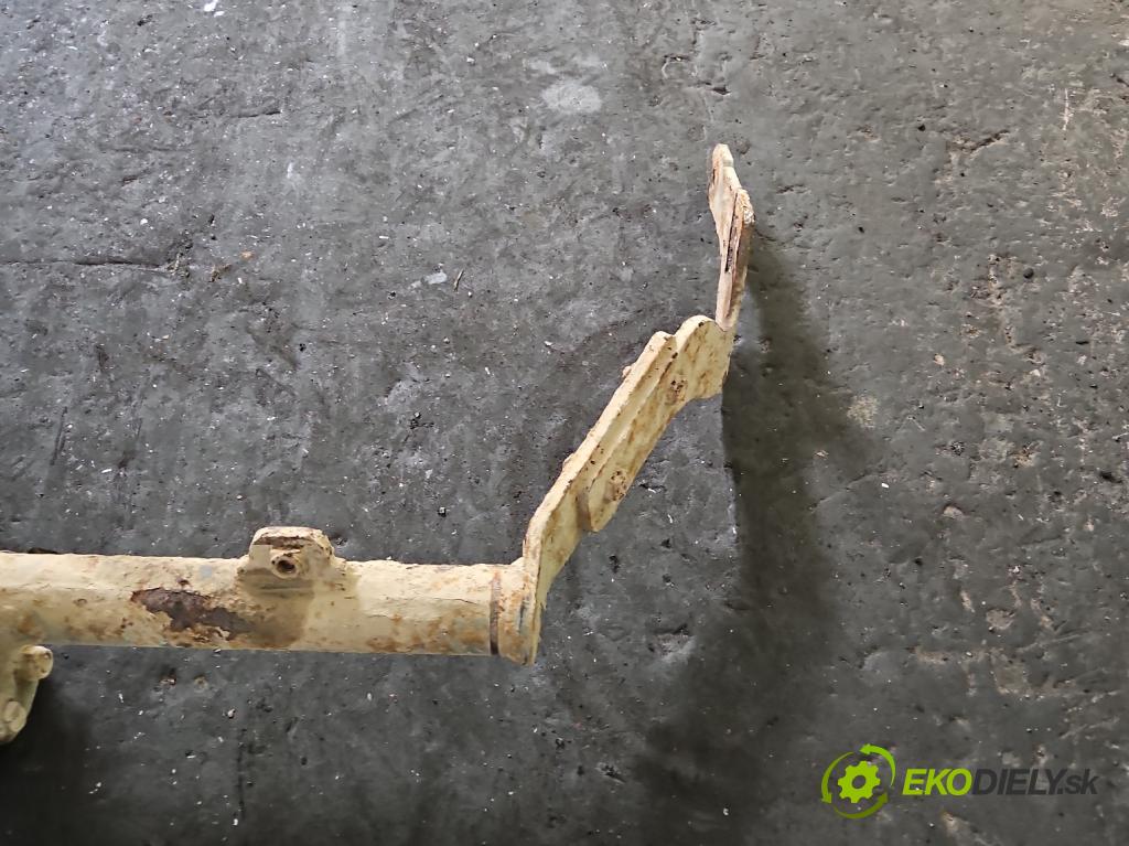 Citroen Berlingo I 1996-2008 2.0 hdi 90 hp manual 66 kW 1997 cm3 5- oko tažné  (Tažná zařízení)