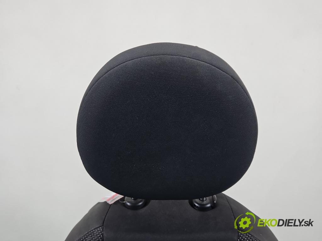 Mini One II 2006-2013 1.4 16V 95 HP manual 70 kW 1397 cm3 3- Sedačka pravý  (Sedačka, sedadlo)