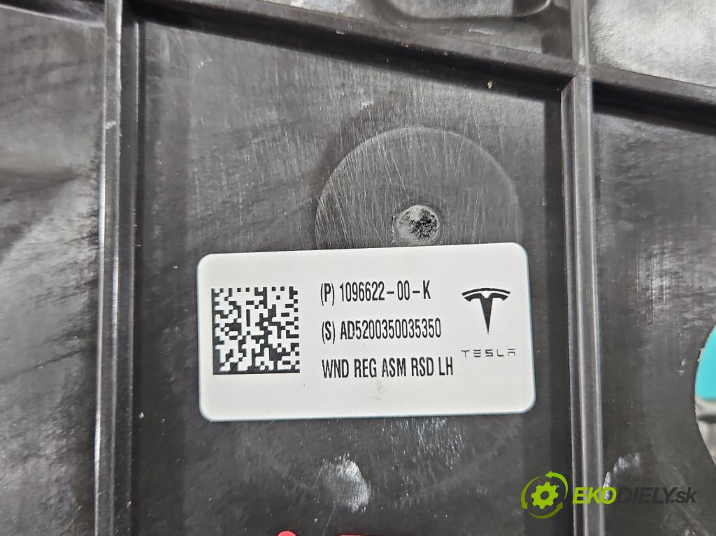 Tesla Model 3 2017- 0.0b: automatic 377 kW  4- mechanismus stahování zadní levý 1096622-00-K