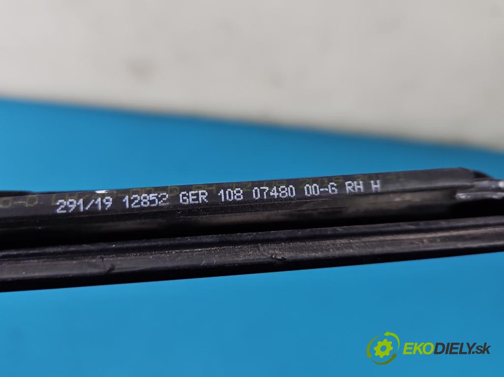 Tesla Model 3 2017- 0.0b: automatic 377 kW 4- lišta dvere zadné pravé