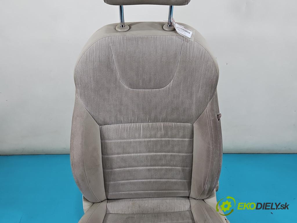 Skoda Octavia III 2013- 1.6 tdi 105 HP manual 77 kW 1598 cm3 5- Sedačka ľavý  (Sedačka, sedadlo)