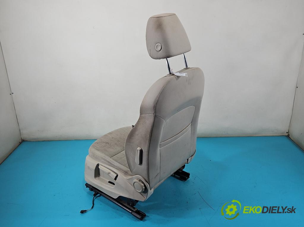 Skoda Octavia III 2013- 1.6 tdi 105 HP manual 77 kW 1598 cm3 5- Sedačka ľavý  (Sedačka, sedadlo)