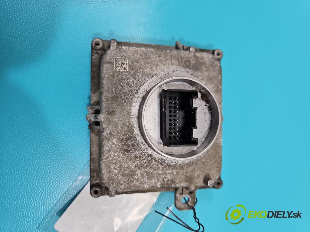 Skoda Superb III 2015-2024 1.8 TSI 179KM automatic 132 kW 1798 cm3 5- střídač: xenon 4G0907397Q (Riadiaca jednotka xenónu)