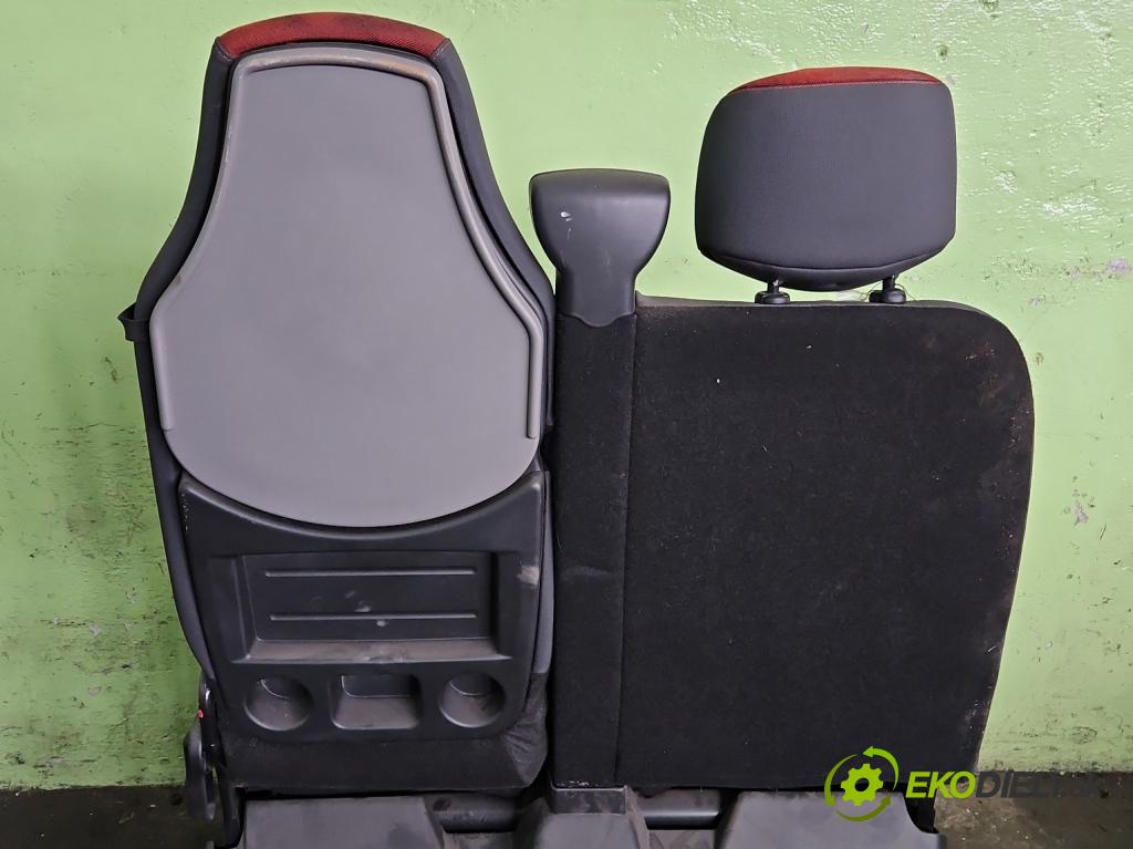 Renault Master III 2010-2019 2.3 dci 101 HP manual 74 kW 2299 cm3 5- Sedačka pravý  (Sedačka, sedadlo)