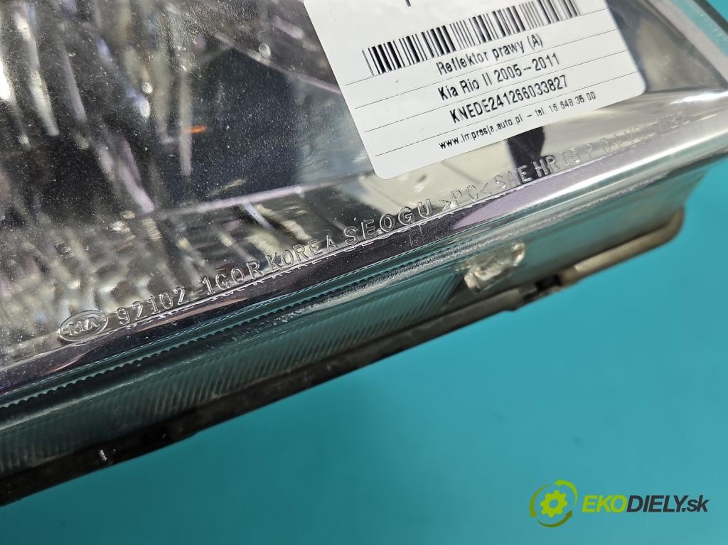 Kia Rio II 2005-2011 1.4 16V 97KM manual 71,3 kW 1399 cm3 5- Reflektor: pravý  (Svetlo predné pravé)