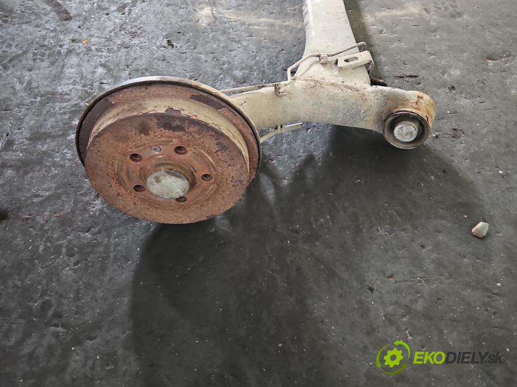 Skoda Fabia III 2014- 2021 1.2 TSI 90 hp manual 66 kW 1197 cm3 5- zadní výztuha  (Výztuhy zadní)