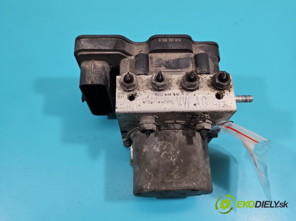 Skoda Fabia III 2014- 2021 1.2 TSI 90 HP manual 66 kW 1197 cm3 5- čerpadlo abs 6C0614517R (Pumpa ABS)