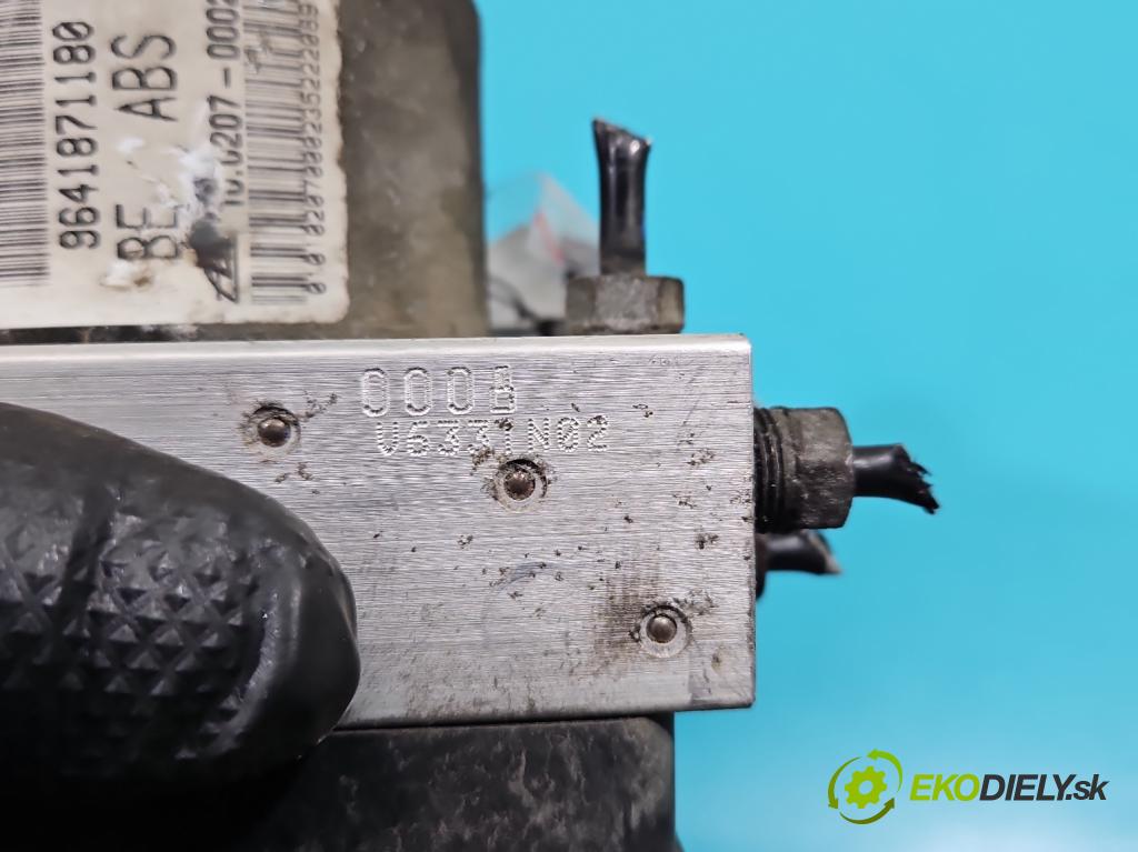 Peugeot 206 1.4 8V 75 HP manual 55 kW 1360 cm3 5- čerpadlo abs 9641871180 (Pumpa ABS)