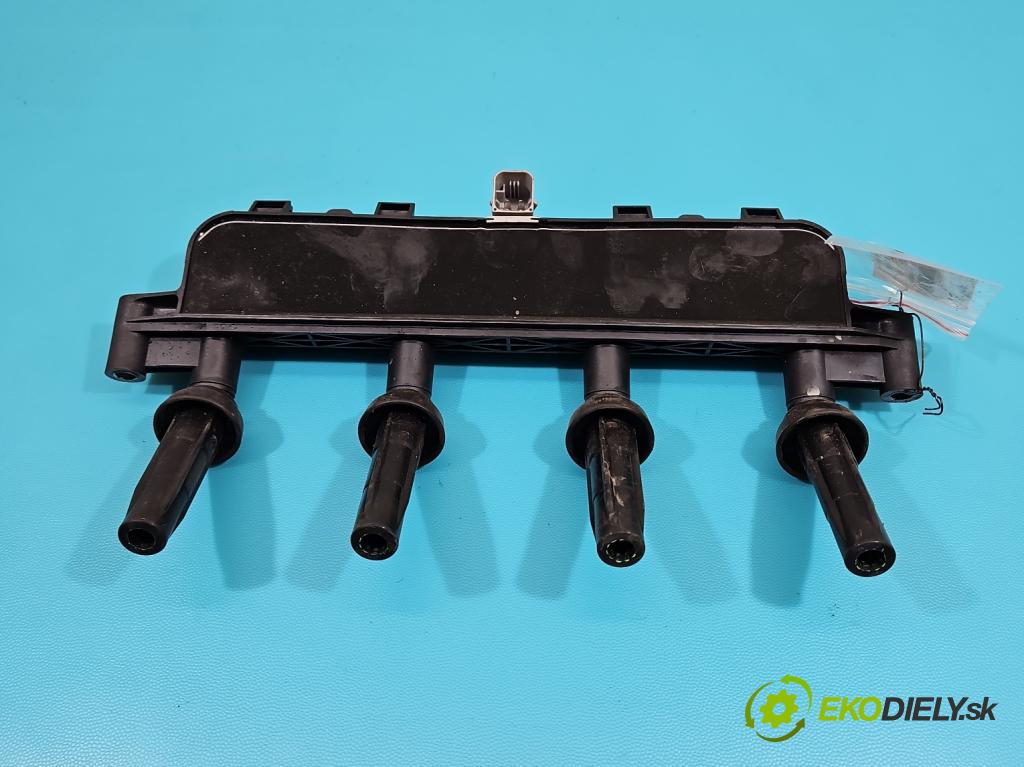 Peugeot 206 1.4 8V 75 HP manual 55 kW 1360 cm3 5- cievka zapaľovacia  (Zapaľovacia cievka)