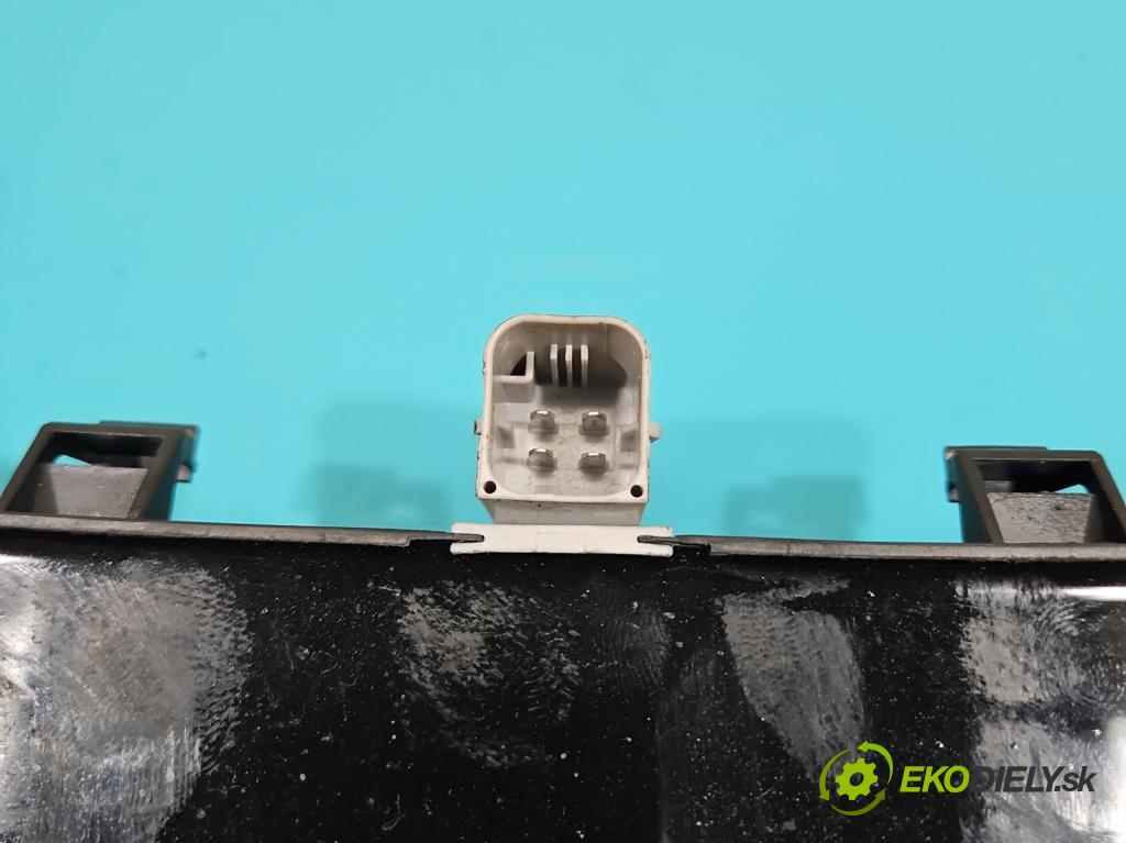 Peugeot 206 1.4 8V 75 HP manual 55 kW 1360 cm3 5- cievka zapaľovacia  (Zapaľovacia cievka)