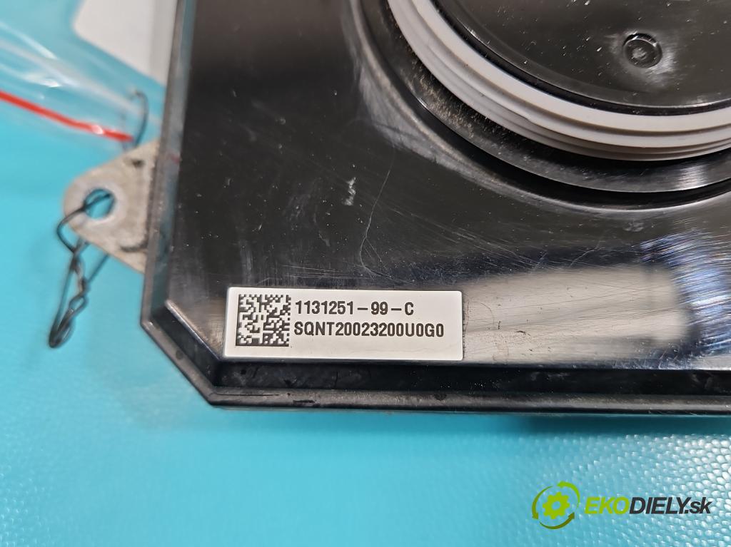 Tesla Model 3 2017- 0.0b: automatic 377 kW  4- střídač: xenon 1131251-99-C (Riadiaca jednotka xenónu)