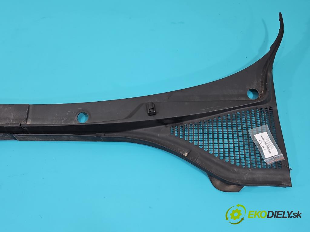 Skoda Octavia III 2013- 1.6 tdi 105 HP manual 77 kW 1598 cm3 5- torpédo 5E1819416A (Torpédo (plast pod čelným sklom))