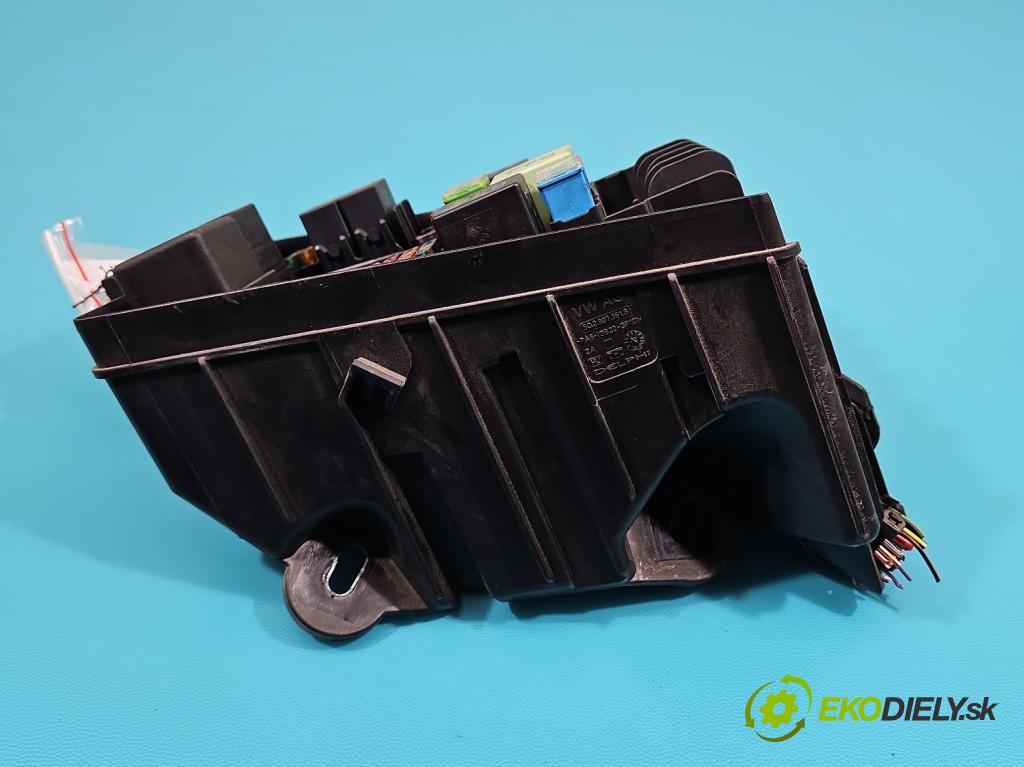 Skoda Octavia III 2013- 1.6 tdi 105 hp manual 77 kW 1598 cm3 5- skříňka pojistková 5Q0937125B (Pojistkové skříňky)