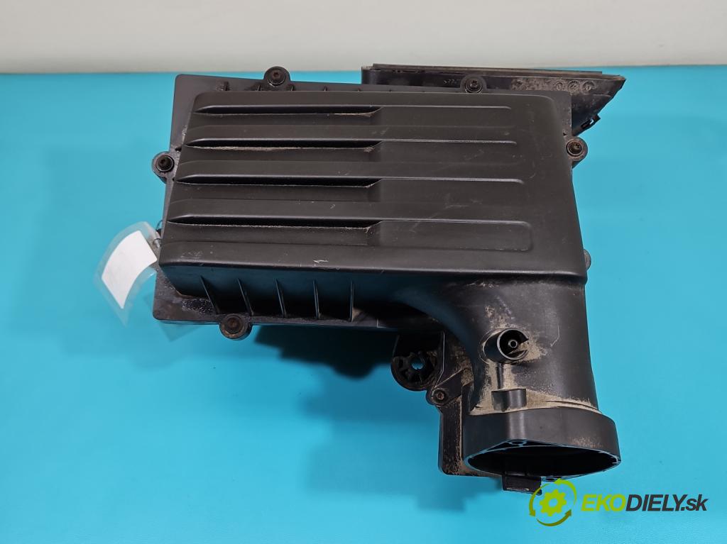 Skoda Octavia III 2013- 1.6 tdi 105 hp manual 77 kW 1598 cm3 5- obal filtra vzduchu 5Q0129607S (Kryty filtrů)