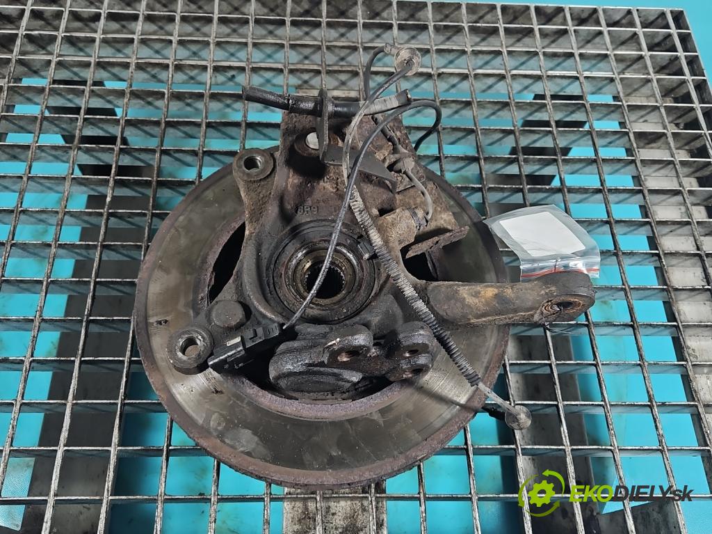 Peugeot 407 2.0 16V 136 HP automatic 100 kW 1997 cm3 4- náboj pravé  (Náboj)