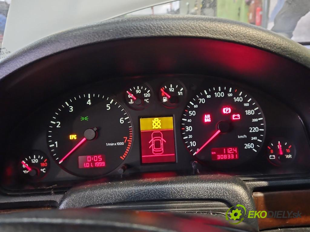 Audi A4 B5 1994-2001 1.8 20V 125 HP manual 92 kW 1781 cm3 5- prístrojovka/ budíky 8D0920932X (Prístrojová doska, displej)