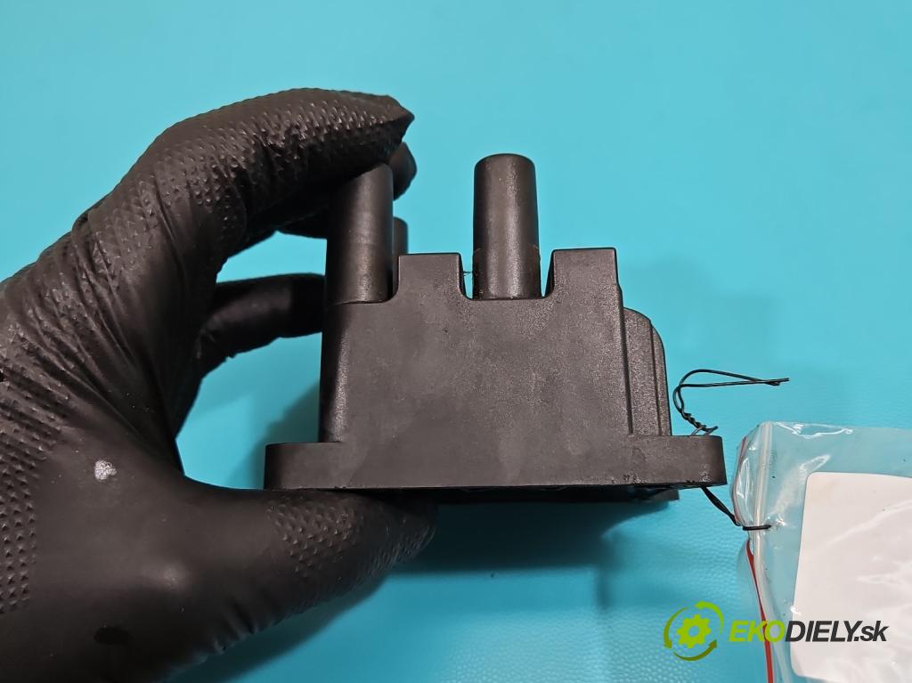 Ford Focus Mk3 2010-2018 1.6 16V 105 HP manual 77 kW 1596 cm3 5- cievka zapaľovacia CM5G-12029-FA (Zapaľovacia cievka)