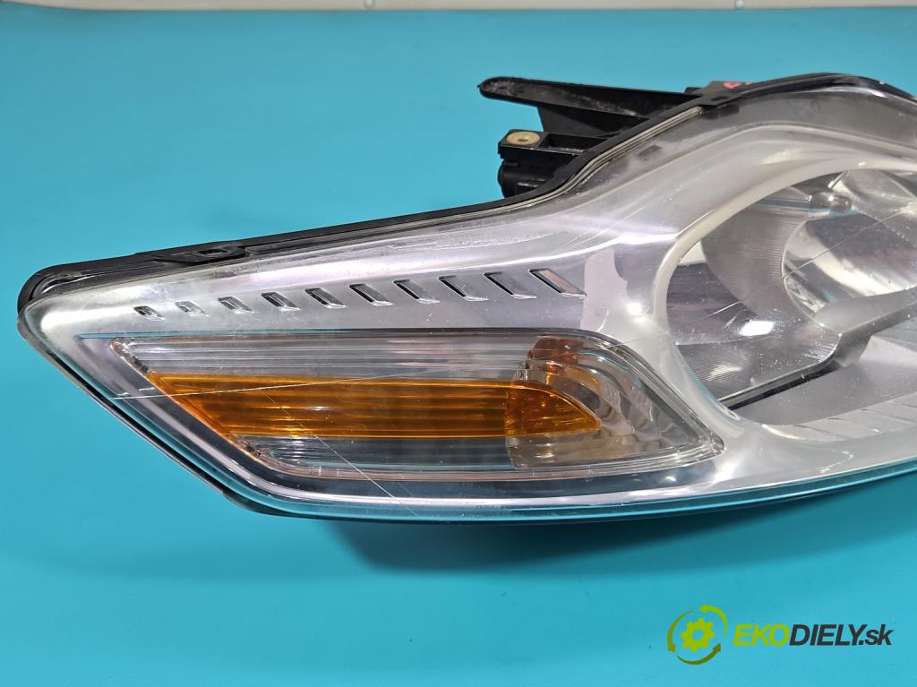 Ford Mondeo Mk4 2007-2014 2.0 tdci 140 HP automatic 103 kW 1997 cm3 5- Reflektor: pravý 7S71-13W029-AH (Pravé)