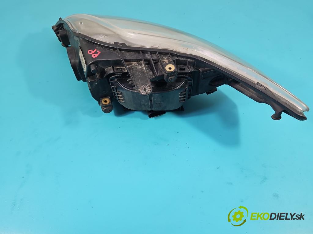 Ford Mondeo Mk4 2007-2014 2.0 tdci 140 HP automatic 103 kW 1997 cm3 5- Reflektor: pravý 7S71-13W029-AH (Pravé)
