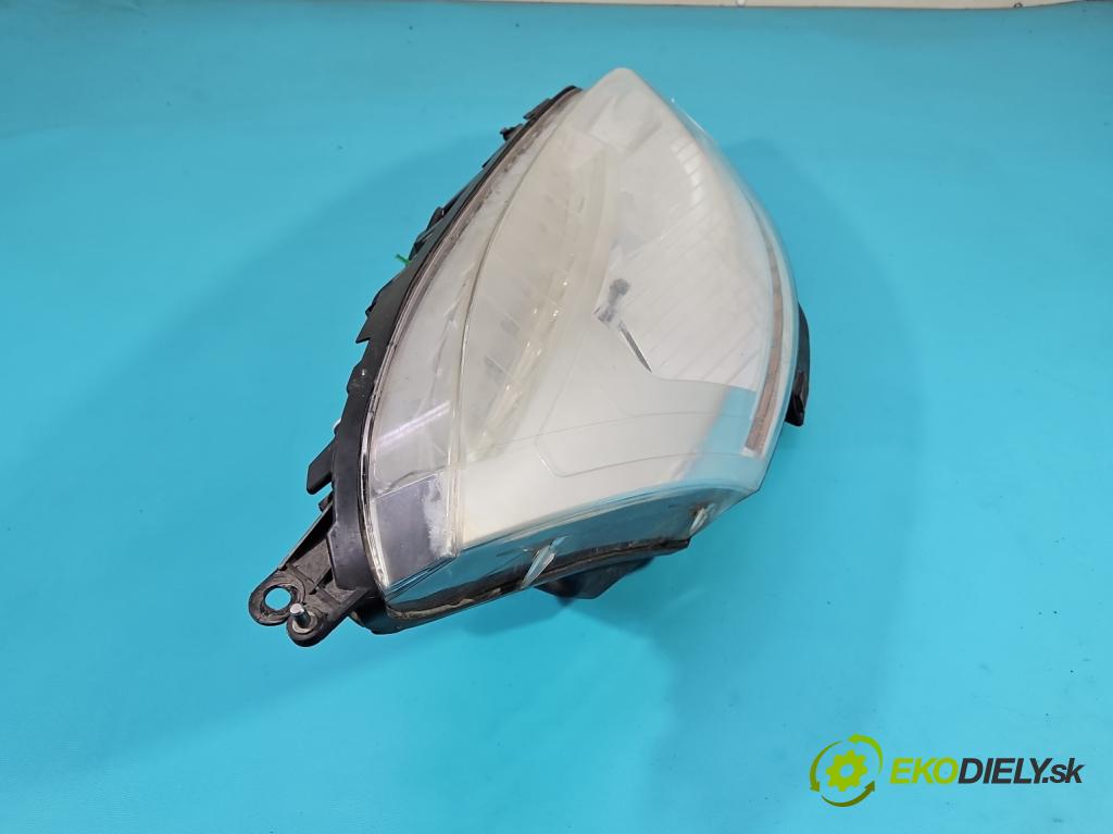 Citroen C4 Picasso I 2006-2013 2.0 hdi 136 HP automatic 100 kW 1997 cm3 5- Reflektor: pravý  (Svetlo predné pravé)
