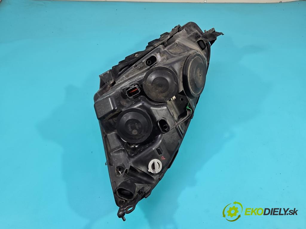 Citroen C4 Picasso I 2006-2013 2.0 hdi 136 HP automatic 100 kW 1997 cm3 5- Reflektor: pravý  (Svetlo predné pravé)