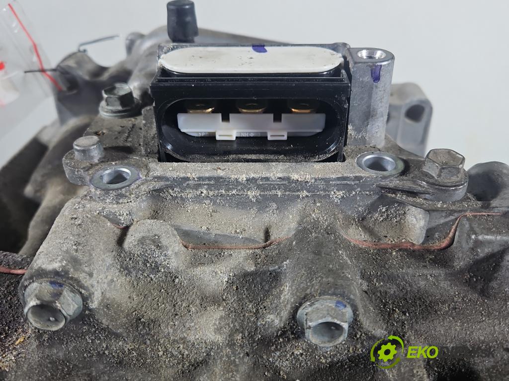 Toyota Auris I 2006-2013 1.8 16V 99 hp automatic 73 kW 1798 cm3 5- převodovka stupňová automat P9043911