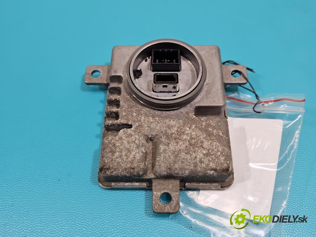 Audi A5 8T 2007-2016 2.0 TFSI 211KM automatic 155 kW 1984 cm3 2- střídač: xenon 8K0941597C (Riadiaca jednotka xenónu)