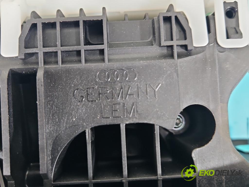 Audi A5 8T 2007-2016 2.0 TFSI 211KM automatic 155 kW 1984 cm3 2- kulisa změny stupňová 8K1713041Q (Rýchlostné páky / kulisy)