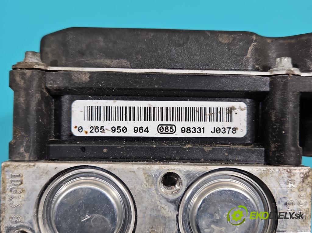 Audi A5 8T 2007-2016 2.0 TFSI 211KM automatic 155 kW 1984 cm3 2- čerpadlo abs 0265236104 (Pumpa ABS)