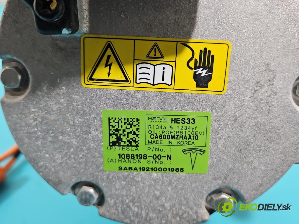Tesla Model 3 2017- 0.0b: automatic 377 kW  4- Kompresor: klimatizácie 1088198-00-N (Kompresor klimatizácie)