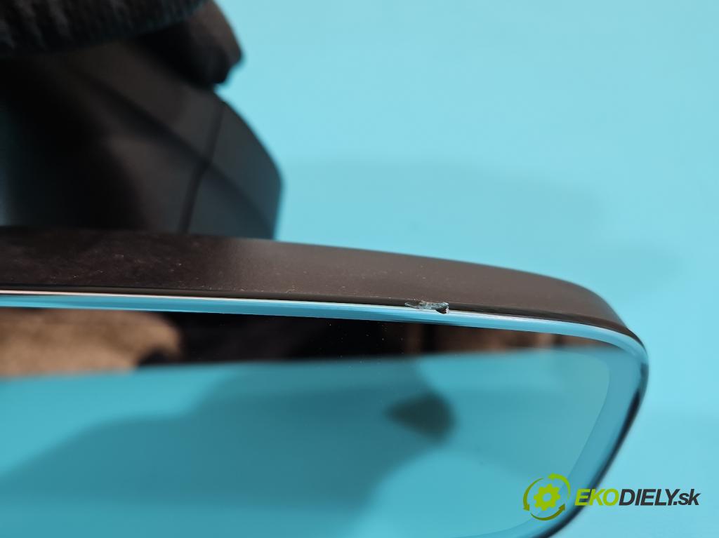 Skoda Superb III 2015-2024 1.8 TSI 179KM automatic 132 kW 1798 cm3 5- zpětné zrcátko vnitřní 3G0857511AD (Světla vnitřní)