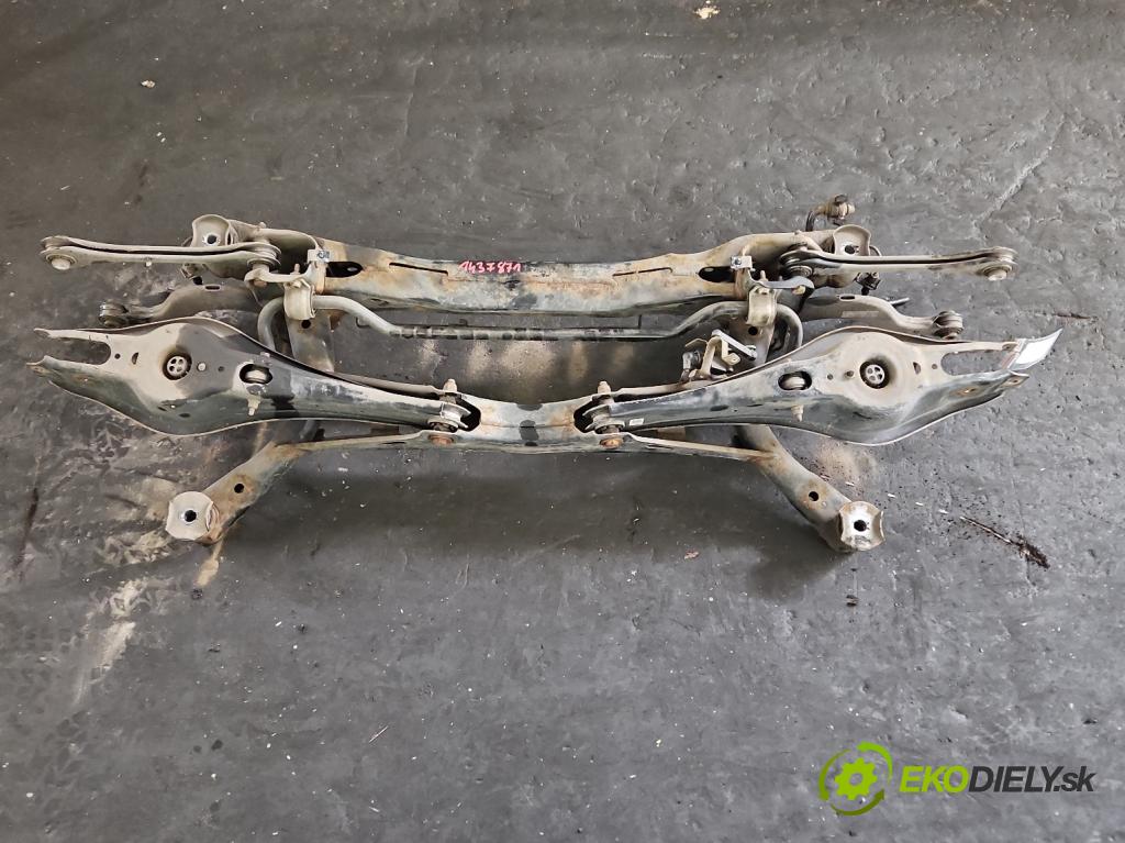 Skoda Superb III 2015-2024 1.8 TSI 179KM automatic 132 kW 1798 cm3 5- zadní výztuha  (Výztuhy zadní)