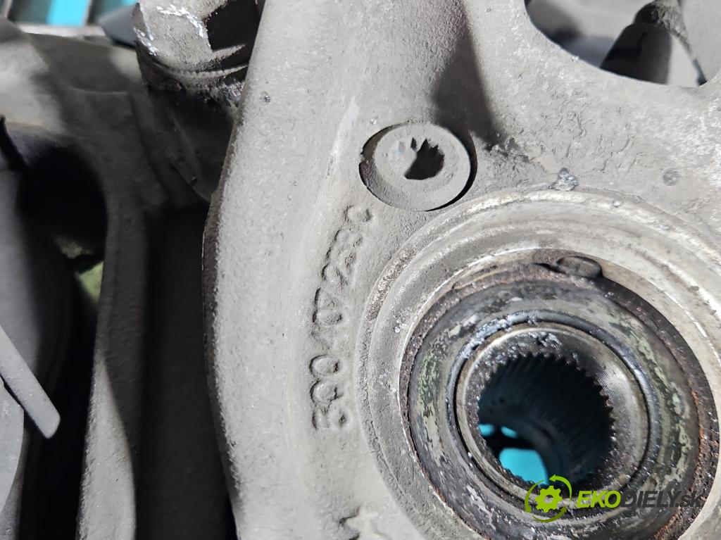 Skoda Superb III 2015-2024 1.8 TSI 179KM automatic 132 kW 1798 cm3 5- náboj pravé  (Náboj)