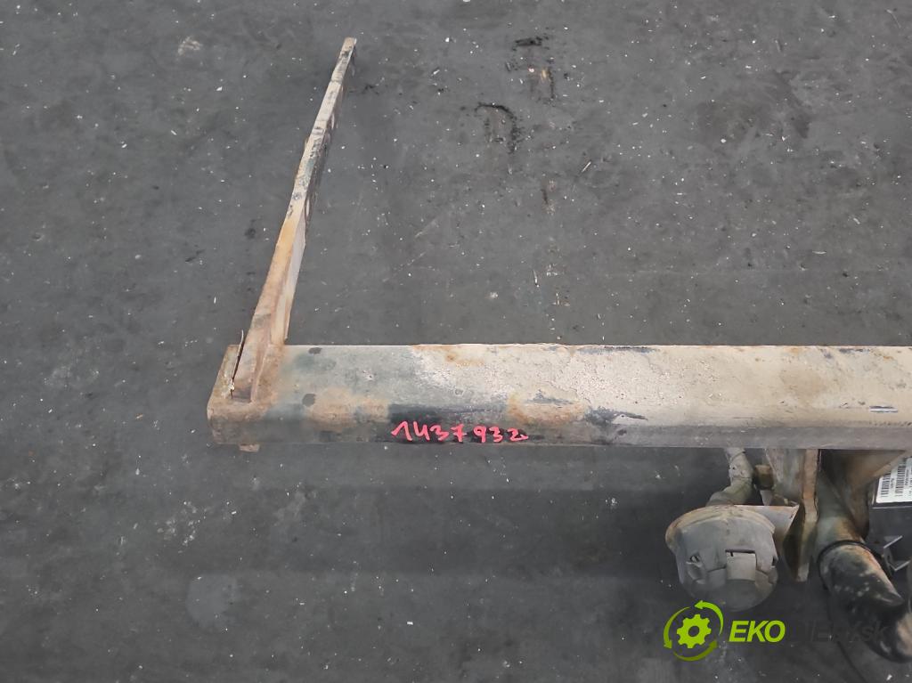 Ford Mondeo Mk4 2007-2014 2.0 tdci 140 hp automatic 103 kW 1997 cm3 5- oko tažné  (Tažná zařízení)