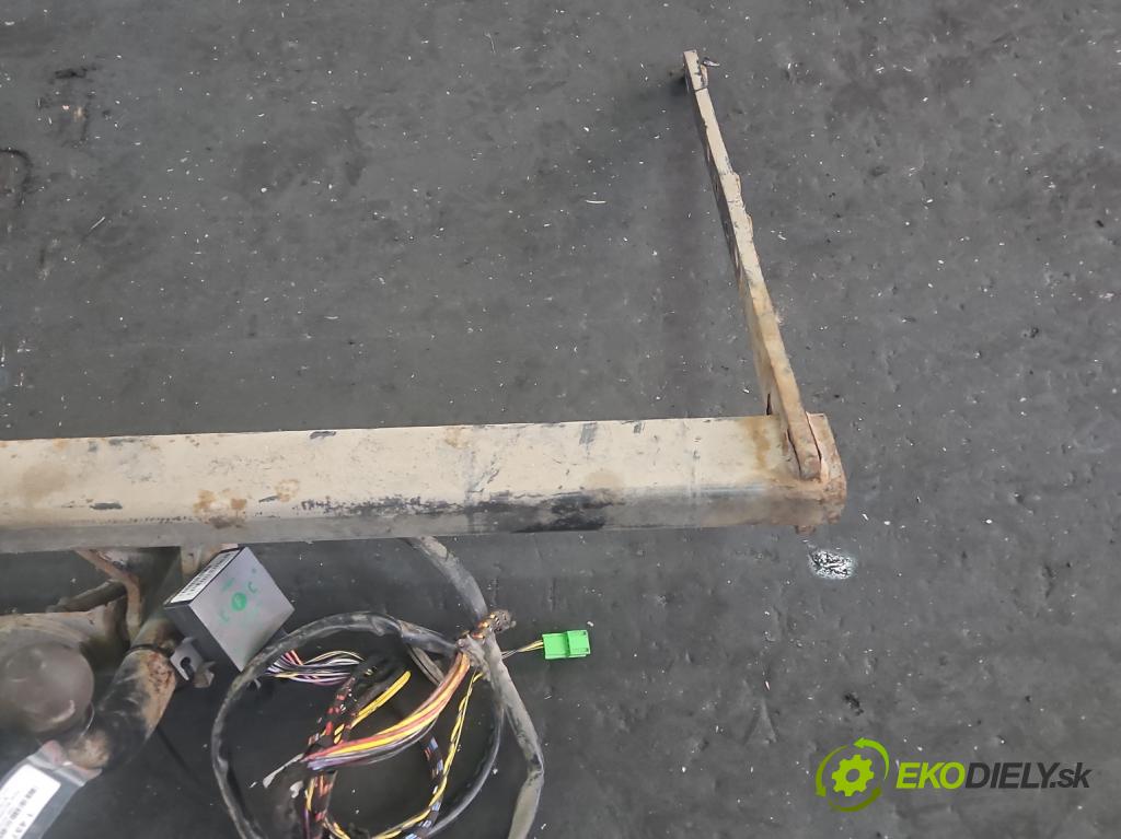 Ford Mondeo Mk4 2007-2014 2.0 tdci 140 hp automatic 103 kW 1997 cm3 5- oko tažné  (Tažná zařízení)