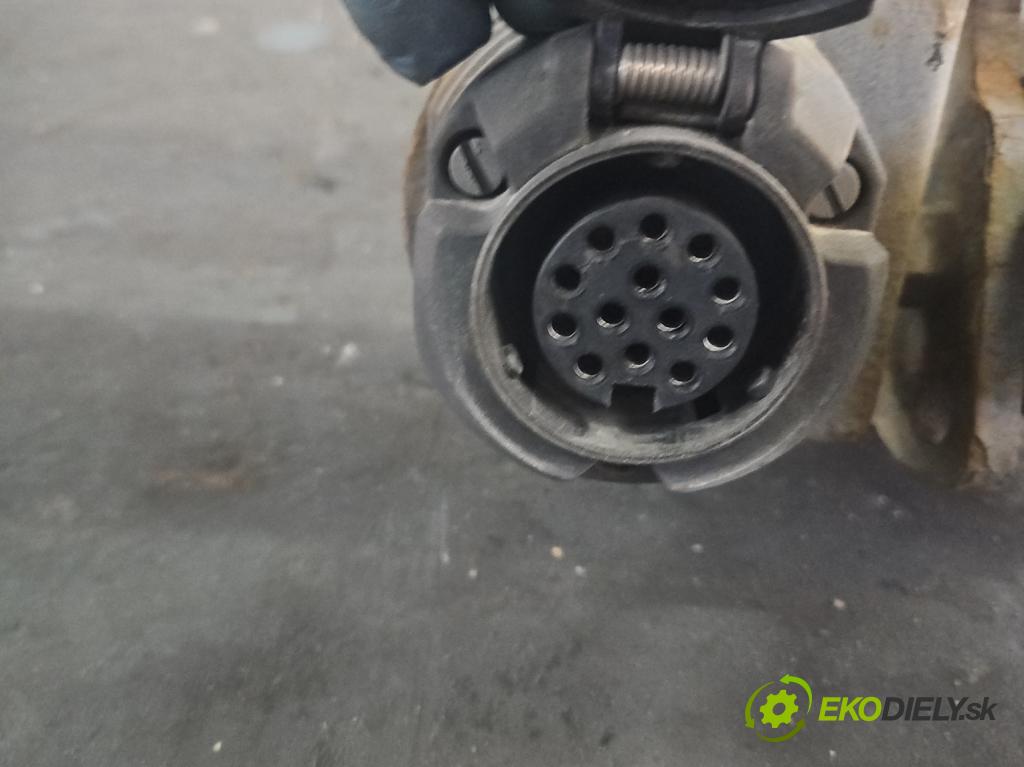 Ford Mondeo Mk4 2007-2014 2.0 tdci 140 hp automatic 103 kW 1997 cm3 5- oko tažné  (Tažná zařízení)