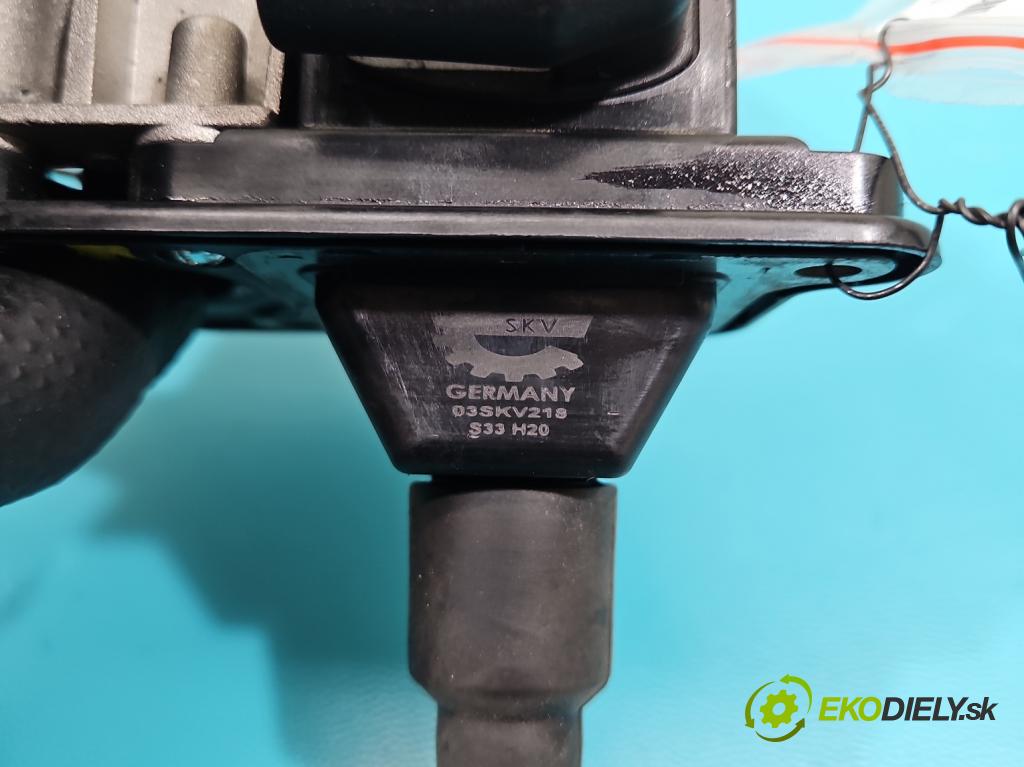 Audi A4 B5 1994-2001 1.8 20V 125 HP manual 92 kW 1781 cm3 5- cievka zapaľovacia  (Zapaľovacia cievka)