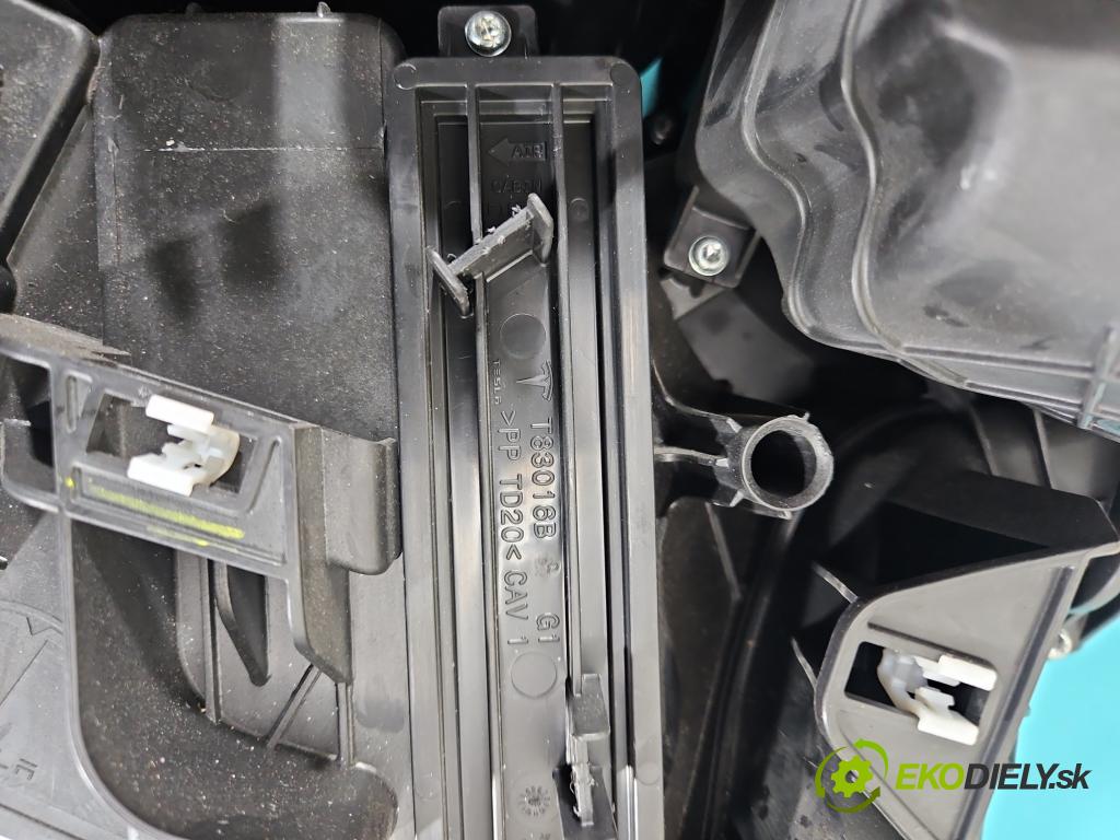Tesla Model 3 2017- 0.0b: automatic 377 kW  4- radiátor 1099999-00-I (Radiátory topení)