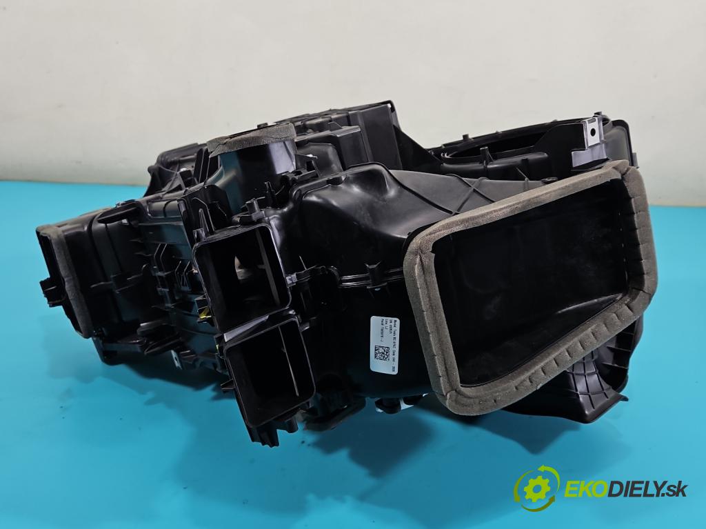 Tesla Model 3 2017- 0.0b: automatic 377 kW  4- radiátor 1099999-00-I (Radiátory topení)